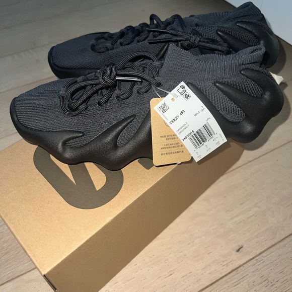 Yeezy Other - Yeezy 450
